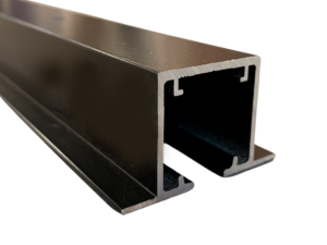 STAR Skydedørsskinne 2m Sort m/vinger